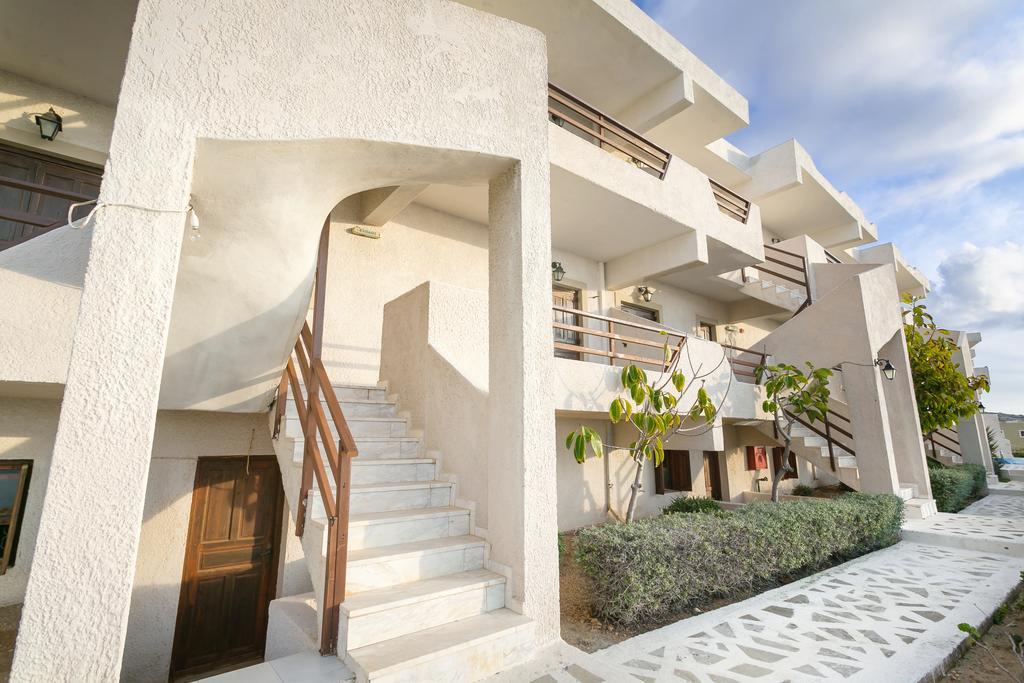 Yiannis Ηotel Foiníkion Eksteriør bilde