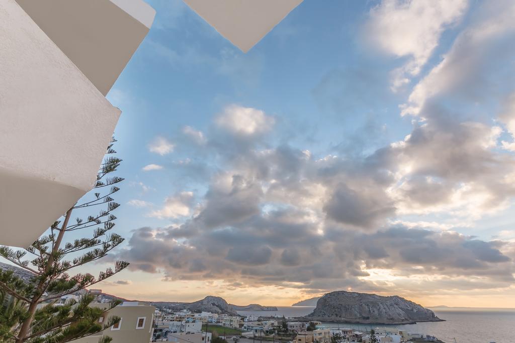 Yiannis Ηotel Foiníkion Eksteriør bilde